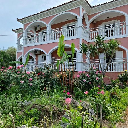 George & Sofia Studios لاغاناس المظهر الخارجي الصورة
